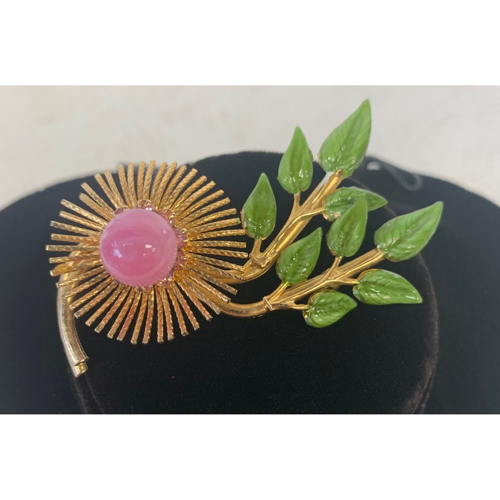 Warner New York Vintage Sunburst Flower Brooch Pink Cabochon Green Enamel Leaf